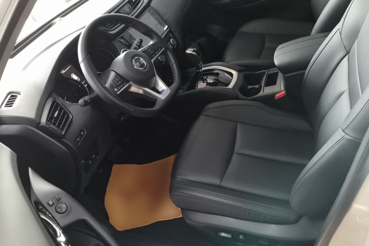 Used Nissan X-Trail 2023 Classic 2.0L Two-Wheel Drive Smart Connect Premium Edition Left Front Seat