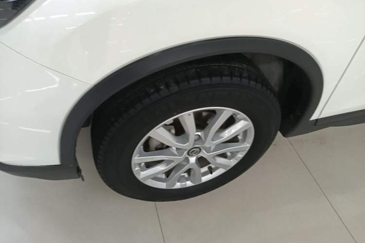 Used Nissan X-Trail 2023 Classic 2.0L Two-Wheel Drive Smart Connect Premium Edition Left Front Wheel Hub