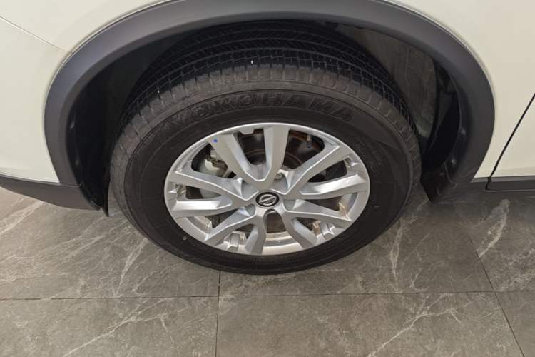 Used Nissan X-Trail 2023 Classic 2.0L Two-Wheel Drive Smart Connect Premium Edition Left Front Wheel Hub