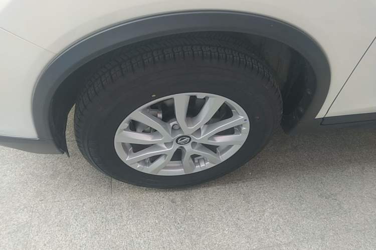 Used Nissan X-Trail 2023 Classic 2.0L Two-Wheel Drive Smart Connect Premium Edition Left Front Wheel Hub
