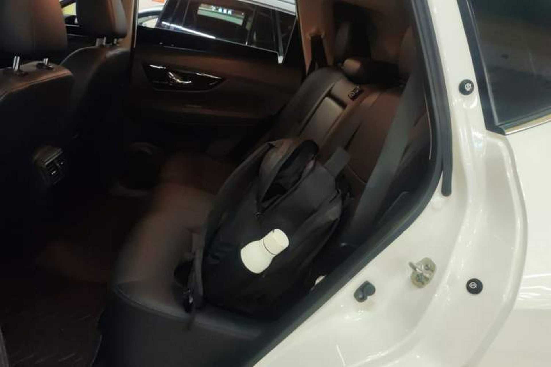 Used Nissan X-Trail 2023 Classic 2.0L Two-Wheel Drive Smart Connect Premium Edition Left Rear Seat