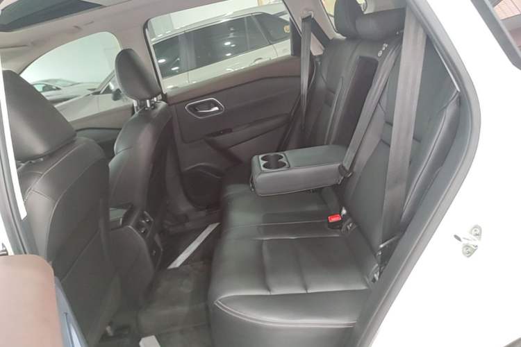 Used Nissan X-Trail 2023 e-POWER Ultra-Hybrid Dual-Motor All-Wheel-Drive Luxury Edition Left Rear Seat