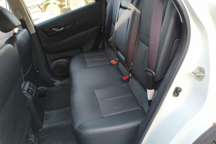 Used Nissan X-Trail 2023 Classic 2.0L Two-Wheel Drive Smart Connect & Comfort Edition Left Rear Seat