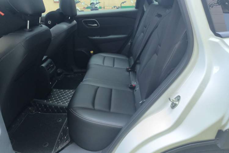 Used Nissan X-Trail 2023 e-POWER Ultra-Hybrid Dual-Motor All-Wheel-Drive Supreme Edition Left Rear Seat
