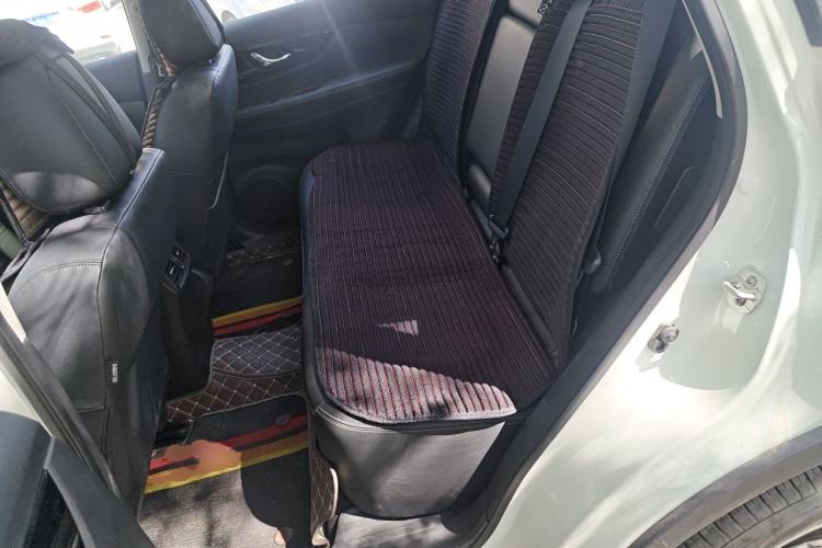 Used Nissan X-Trail 2023 Classic 2.0L Two-Wheel Drive Smart Connect Premium Edition Left Rear Seat
