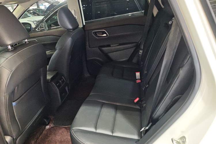 Used Nissan X-Trail 2023 e-POWER Ultra-Hybrid Dual-Motor All-Wheel-Drive Luxury Edition Left Rear Seat