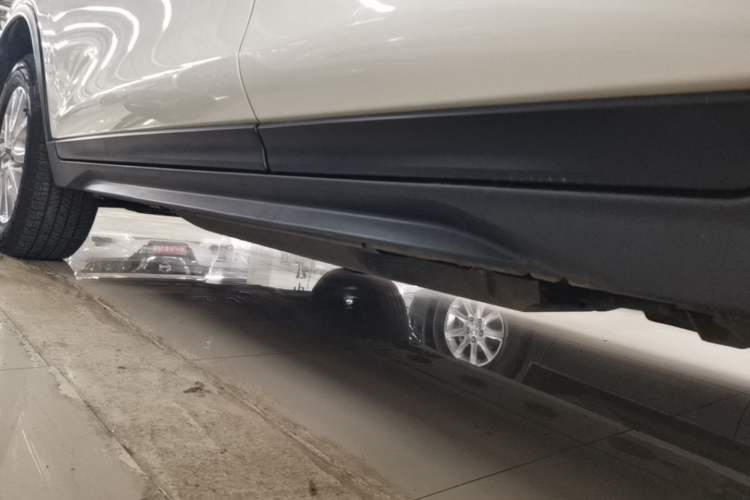 Used Nissan X-Trail 2023 Classic 2.0L Two-Wheel Drive Smart Connect Premium Edition Left Side Sill