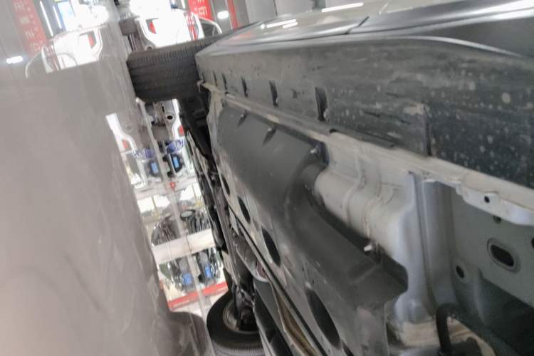 Used Nissan X-Trail 2023 Classic 2.0L Two-Wheel Drive Smart Connect & Comfort Edition Left Side Sill