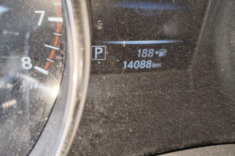 Used Nissan X-Trail 2023 Classic 2.0L Two-Wheel Drive Smart Connect Premium Edition Odometer Close Up
