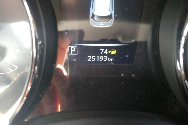 Used Nissan X-Trail 2023 Classic 2.0L Two-Wheel Drive Smart Connect & Comfort Edition Odometer Close Up