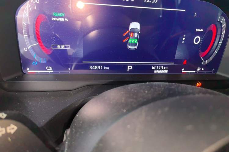 Used Nissan X-Trail 2023 e-POWER Ultra-Hybrid Dual-Motor All-Wheel-Drive Supreme Edition Odometer Close Up