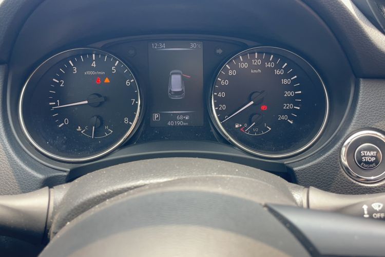 Used Nissan X-Trail 2023 Classic 2.0L Two-Wheel Drive Smart Connect Premium Edition Odometer Close Up