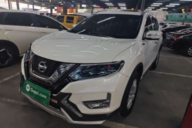 Used Nissan X-Trail 2023 Classic 2.0L Two-Wheel Drive Smart Connect Premium Edition