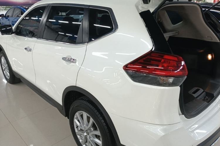 Used Nissan X-Trail 2023 Classic 2.0L Two-Wheel Drive Smart Connect Premium Edition Rear Left 45 Deg
