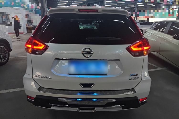 Used Nissan X-Trail 2023 Classic 2.0L Two-Wheel Drive Smart Connect Premium Edition Rear