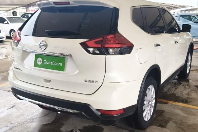 Used Nissan X-Trail 2023 Classic 2.0L Two-Wheel Drive Smart Connect Premium Edition Rear Right 45 Deg