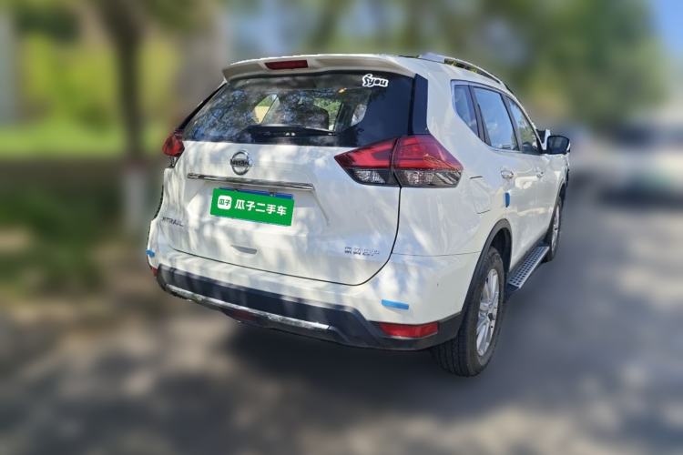 Used Nissan X-Trail 2023 Classic 2.0L Two-Wheel Drive Smart Connect Premium Edition Rear Right 45 Deg