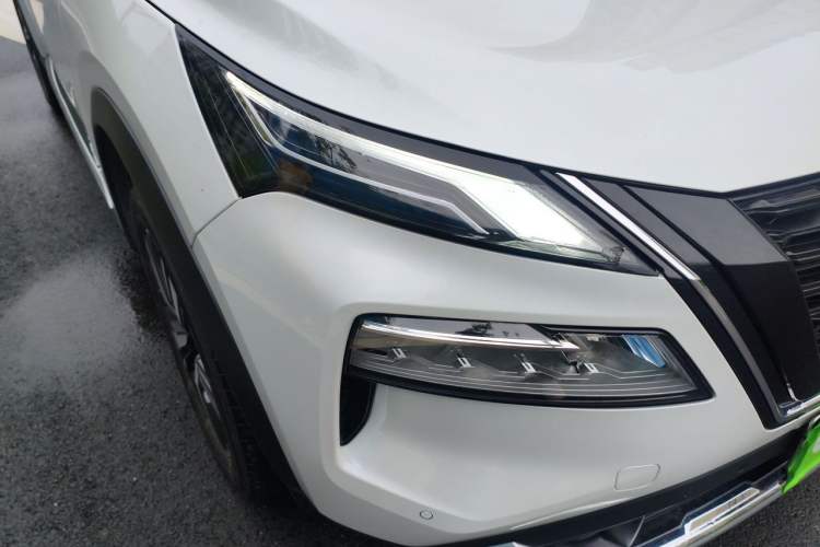 Used Nissan X-Trail 2023 e-POWER Ultra-Hybrid Dual-Motor All-Wheel-Drive Supreme Edition Right Front Headlight