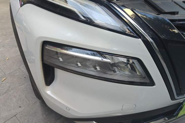 Used Nissan X-Trail 2023 e-POWER Ultra-Hybrid Dual-Motor All-Wheel-Drive Supreme Edition Right Front Headlight