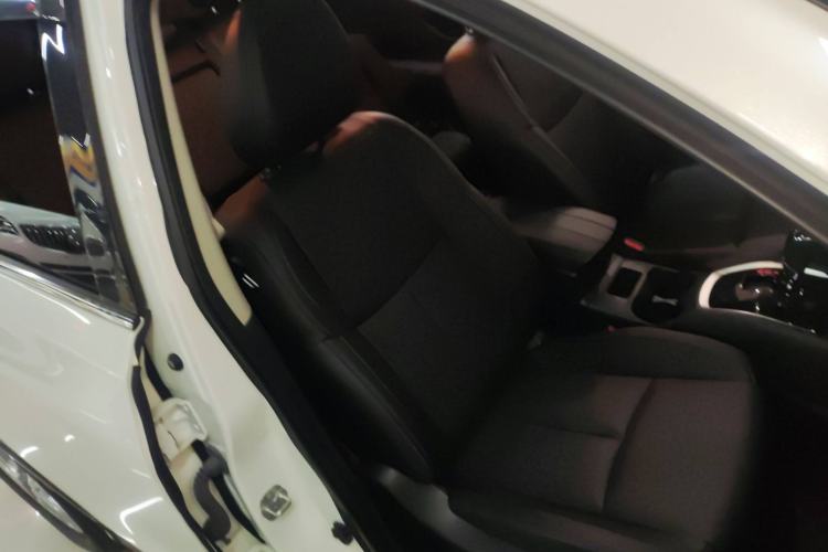 Used Nissan X-Trail 2023 Classic 2.0L Two-Wheel Drive Smart Connect Premium Edition Right Front Seat