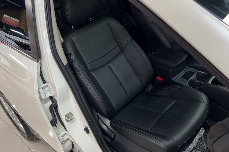 Used Nissan X-Trail 2023 Classic 2.0L Two-Wheel Drive Smart Connect & Comfort Edition Right Front Seat