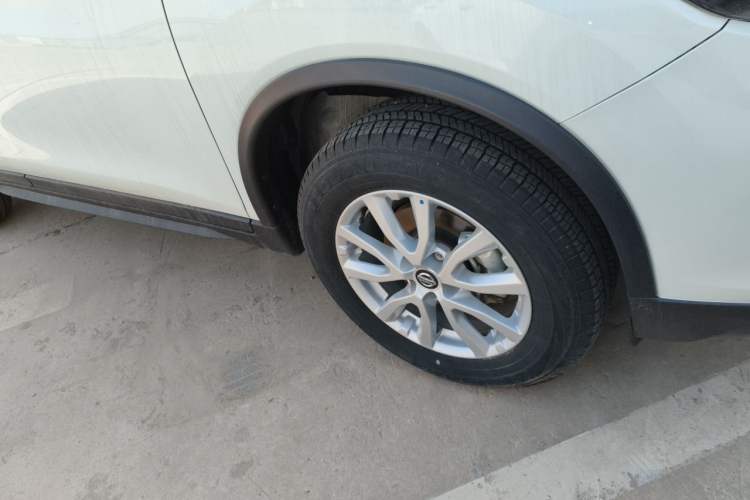 Used Nissan X-Trail 2023 Classic 2.0L Two-Wheel Drive Smart Connect & Comfort Edition Right Front Wheel Hub