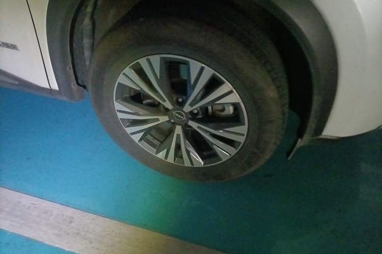 Used Nissan X-Trail 2023 e-POWER Ultra-Hybrid Dual-Motor All-Wheel-Drive Luxury Edition Right Front Wheel Hub