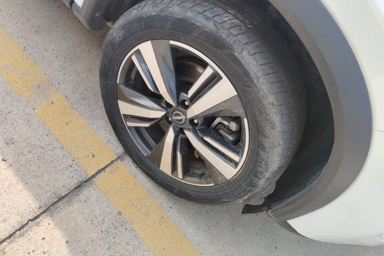 Used Nissan X-Trail 2023 e-POWER Ultra-Hybrid Dual-Motor All-Wheel-Drive Supreme Edition Right Front Wheel Hub