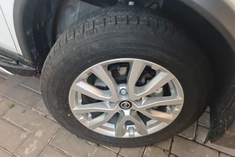 Used Nissan X-Trail 2023 Classic 2.0L Two-Wheel Drive Smart Connect Premium Edition Right Front Wheel Hub