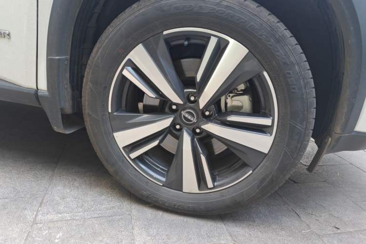 Used Nissan X-Trail 2023 e-POWER Ultra-Hybrid Dual-Motor All-Wheel-Drive Supreme Edition Right Front Wheel Hub
