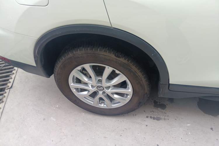 Used Nissan X-Trail 2023 Classic 2.0L Two-Wheel Drive Smart Connect Premium Edition Right Rear Wheel Hub