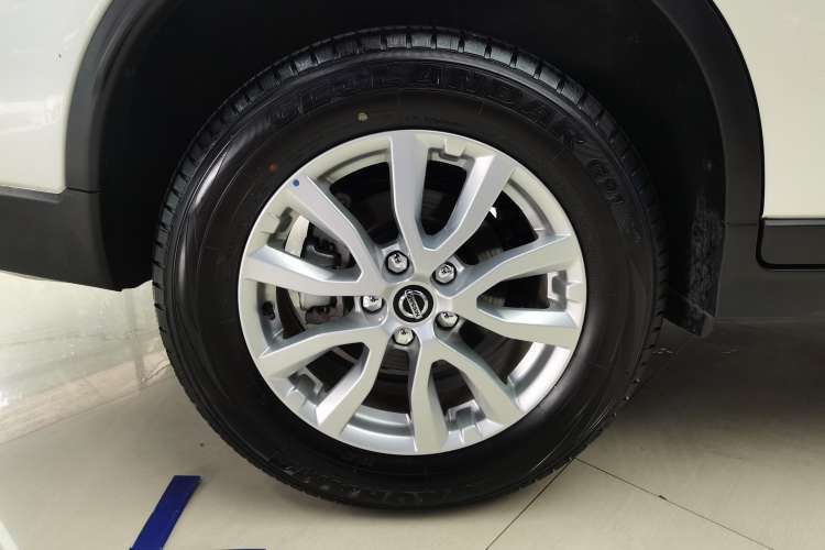 Used Nissan X-Trail 2023 Classic 2.0L Two-Wheel Drive Smart Connect Premium Edition Right Rear Wheel Hub