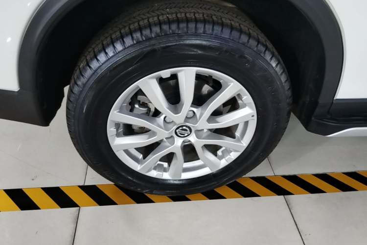 Used Nissan X-Trail 2023 Classic 2.0L Two-Wheel Drive Smart Connect Premium Edition Right Rear Wheel Hub