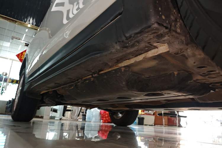 Used Nissan X-Trail 2023 Classic 2.0L Two-Wheel Drive Smart Connect & Comfort Edition Right Side Sill