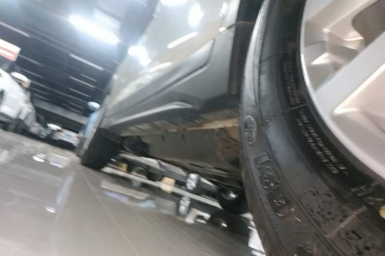Used Nissan X-Trail 2023 Classic 2.0L Two-Wheel Drive Smart Connect & Comfort Edition Right Side Sill