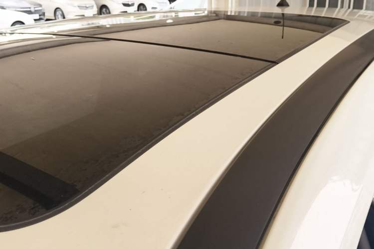 Used Nissan X-Trail 2023 Classic 2.0L Two-Wheel Drive Smart Connect Premium Edition Roof