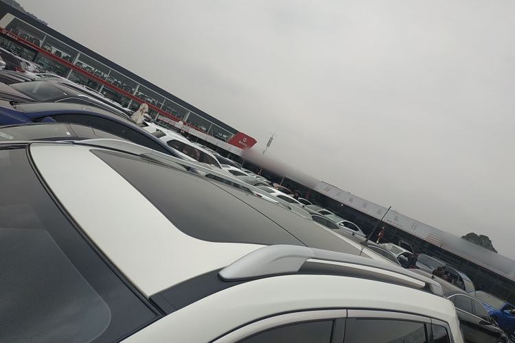 Used Nissan X-Trail 2023 Classic 2.0L Two-Wheel Drive Smart Connect Premium Edition Roof