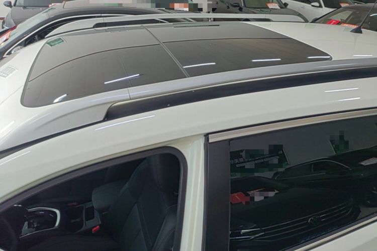 Used Nissan X-Trail 2023 Classic 2.0L Two-Wheel Drive Smart Connect Premium Edition Roof