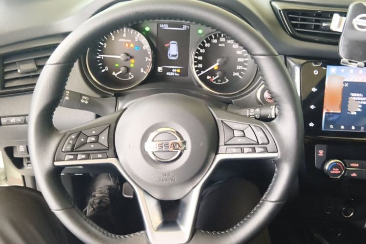 Used Nissan X-Trail 2023 Classic 2.0L Two-Wheel Drive Smart Connect Premium Edition Steering Wheel