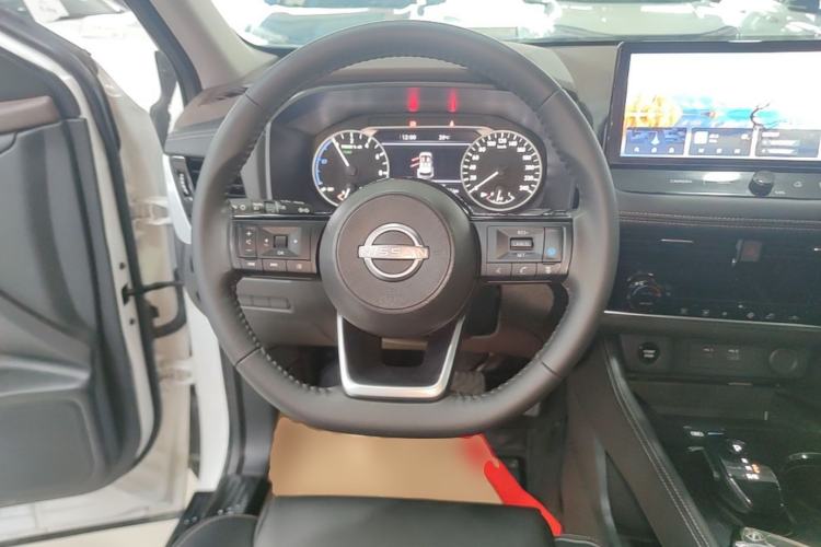 Used Nissan X-Trail 2023 e-POWER Ultra-Hybrid Dual-Motor All-Wheel-Drive Luxury Edition Steering Wheel