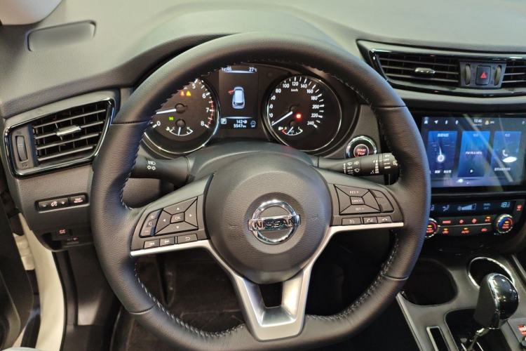 Used Nissan X-Trail 2023 Classic 2.0L Two-Wheel Drive Smart Connect & Comfort Edition Steering Wheel