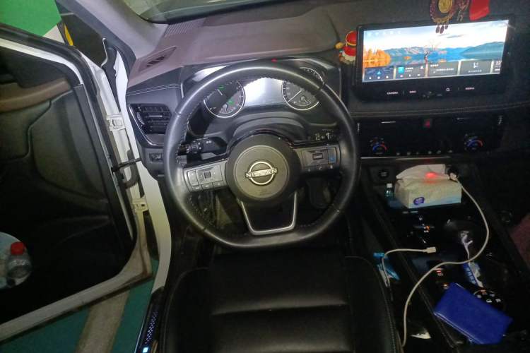 Used Nissan X-Trail 2023 e-POWER Ultra-Hybrid Dual-Motor All-Wheel-Drive Luxury Edition Steering Wheel