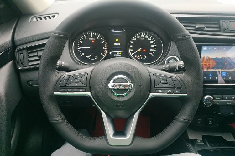 Used Nissan X-Trail 2023 Classic 2.0L Two-Wheel Drive Smart Connect Premium Edition Steering Wheel