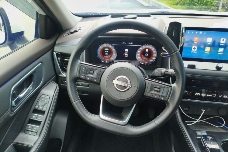 Used Nissan X-Trail 2023 e-POWER Ultra-Hybrid Dual-Motor All-Wheel-Drive Supreme Edition Steering Wheel