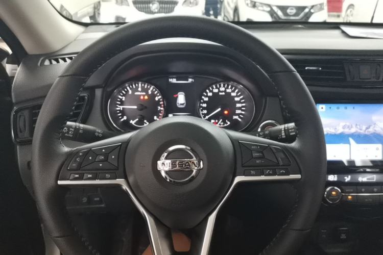 Used Nissan X-Trail 2023 Classic 2.0L Two-Wheel Drive Smart Connect Premium Edition Steering Wheel