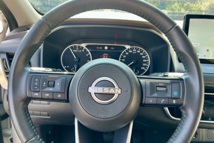Used Nissan X-Trail 2023 e-POWER Ultra-Hybrid Dual-Motor All-Wheel-Drive Luxury Edition Steering Wheel