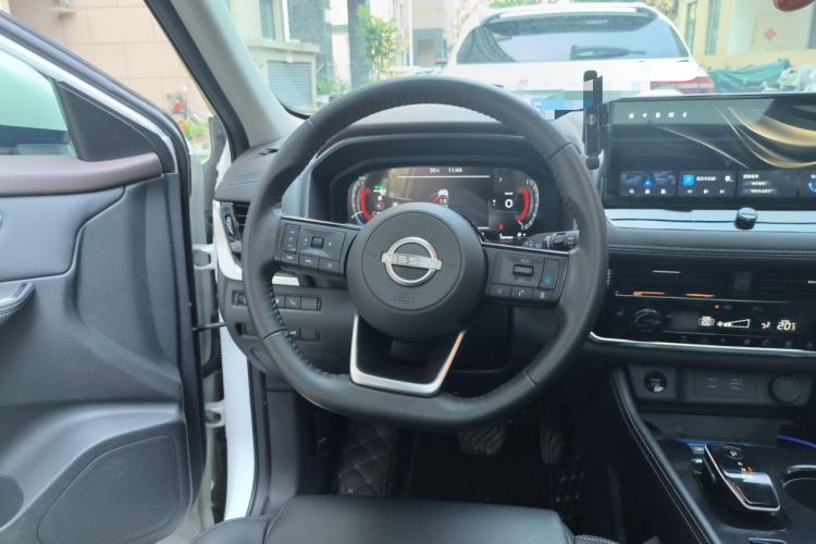 Used Nissan X-Trail 2023 e-POWER Ultra-Hybrid Dual-Motor All-Wheel-Drive Supreme Edition Steering Wheel