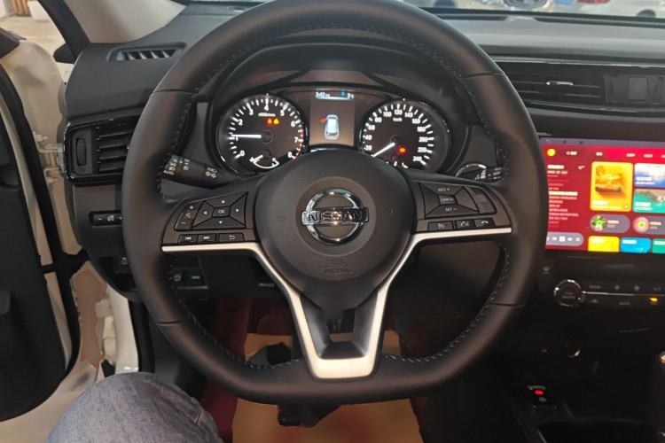 Used Nissan X-Trail 2023 Classic 2.0L Two-Wheel Drive Smart Connect Premium Edition Steering Wheel