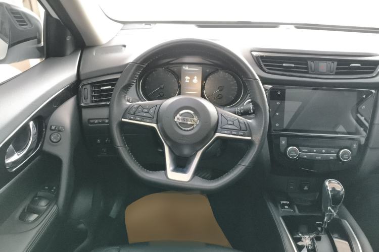 Used Nissan X-Trail 2023 Classic 2.0L Two-Wheel Drive Smart Connect Premium Edition Steering Wheel