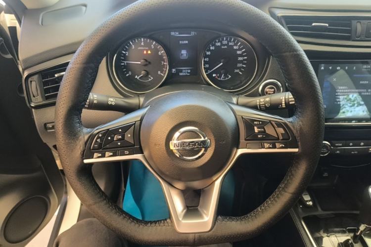 Used Nissan X-Trail 2023 Classic 2.0L Two-Wheel Drive Smart Connect Premium Edition Steering Wheel